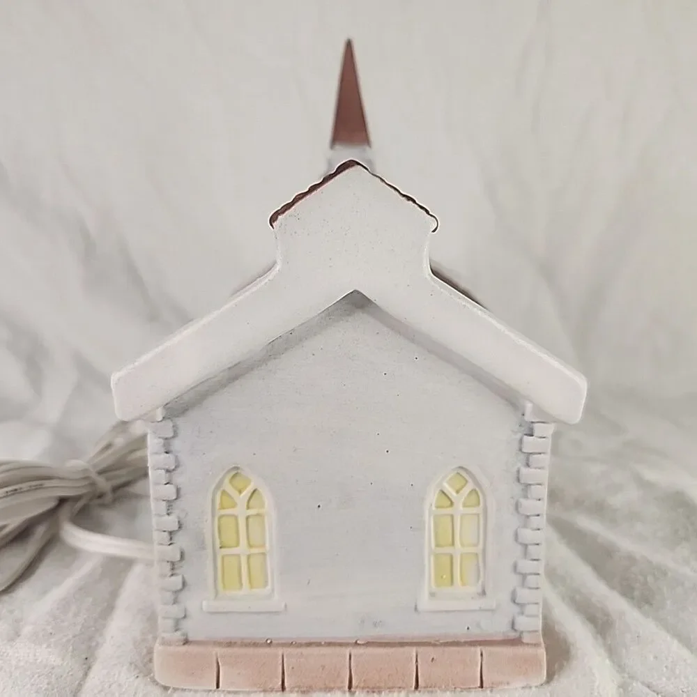 House Americana Porcelain Collectible Church 1991 Lighted Vintage NEW Retired